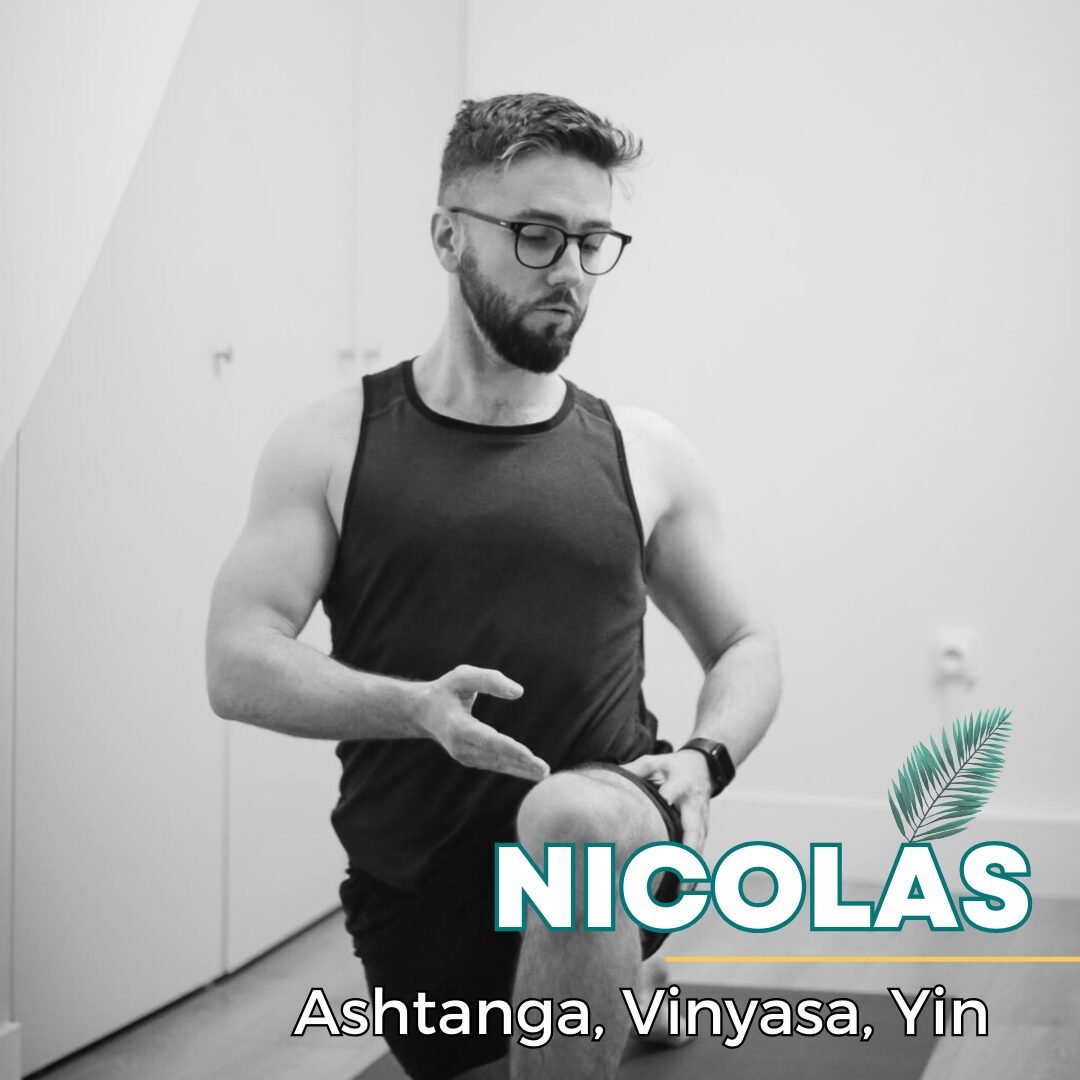 Nicolas, professeur de Ashtanga, Vinyasa et Yin Yoga à l'Académie Yoga Paris - Sagesse & Harmonie.