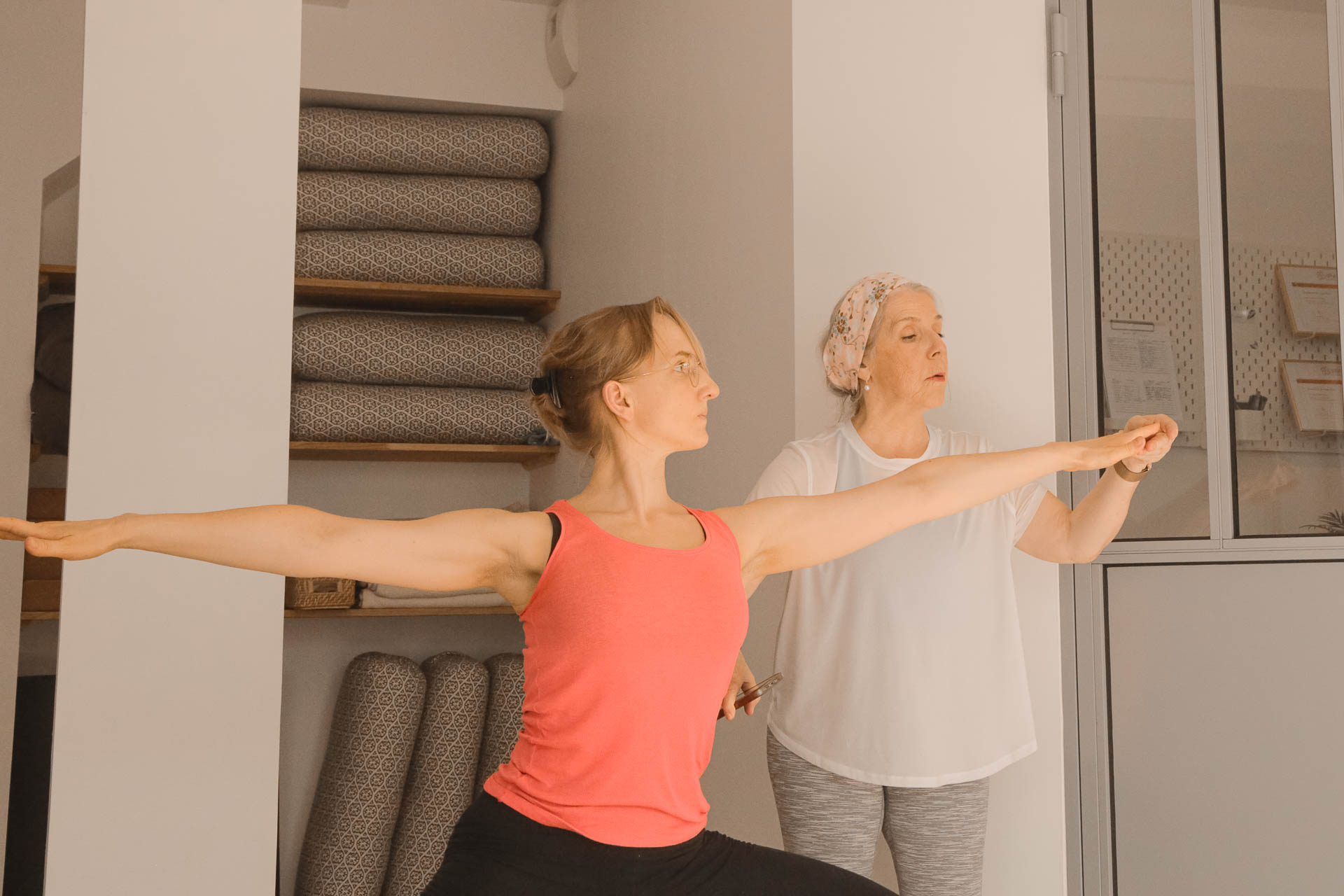 Community Class Hatha Yoga - Académie Yoga Paris - Sagesse & Harmonie
